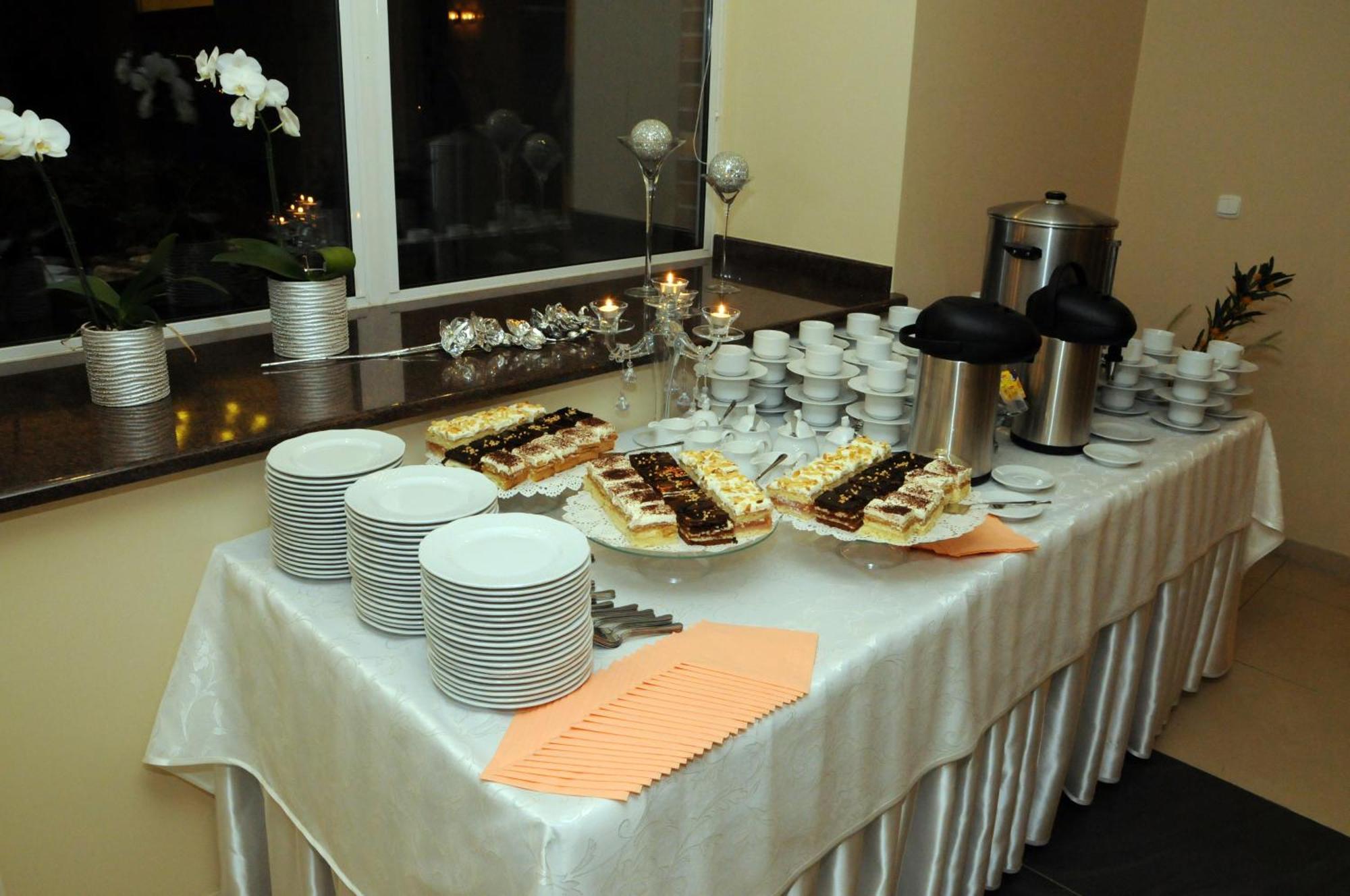Pensjonat Nad Jeziorem Hotel Myślibórz Bagian luar foto