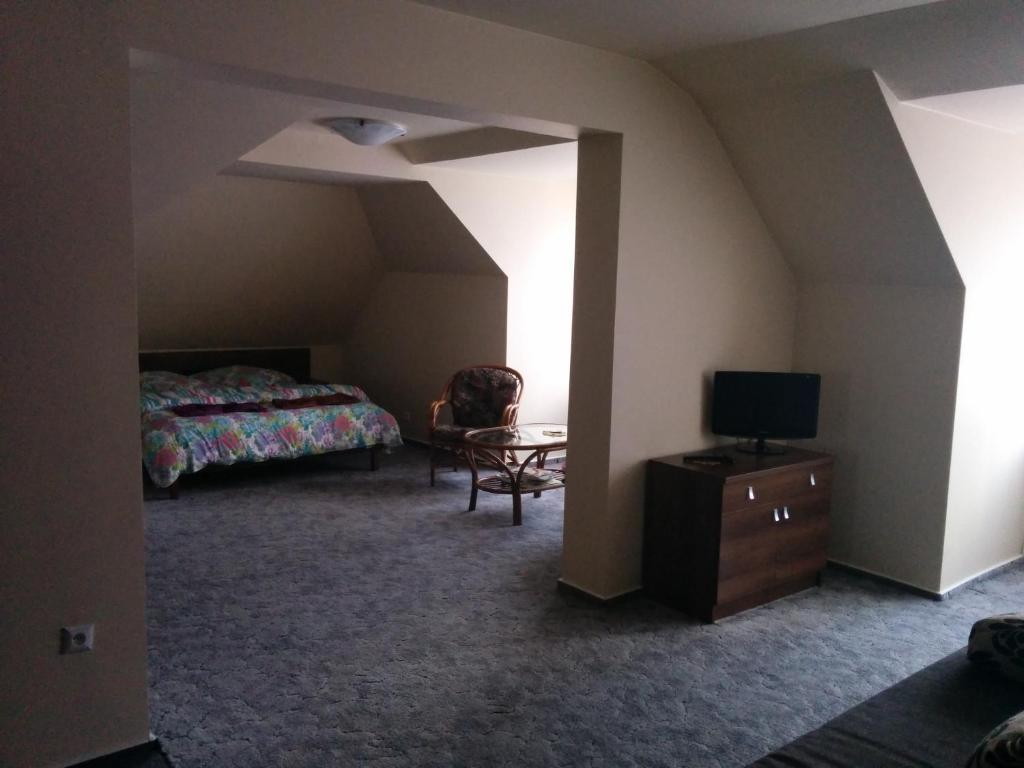 Pensjonat Nad Jeziorem Hotel Myślibórz Ruang foto